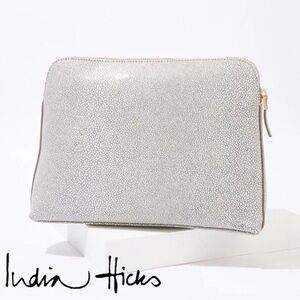 India Hicks The Insider Gray Printed Stingray Leather Clutch Bag